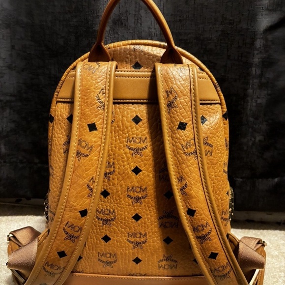 mcm backpack - Picture 4 of 9